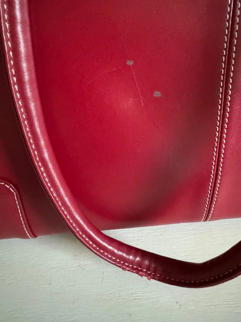 Targus. Padded Laptop Tote. Red.